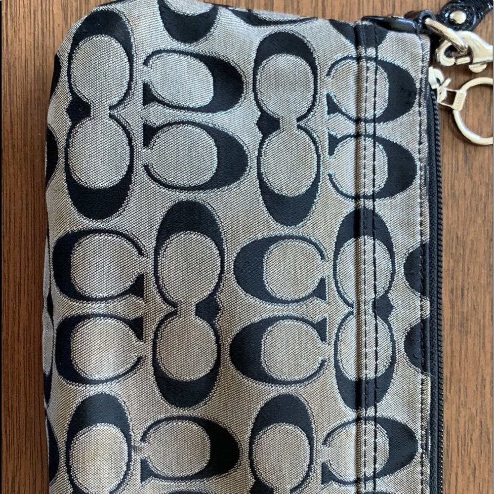 Coach Pouch - image 2